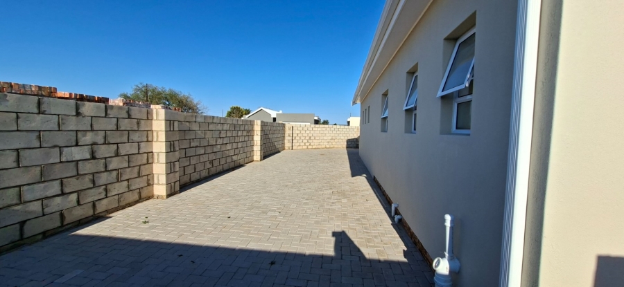 3 Bedroom Property for Sale in Vredendal Western Cape